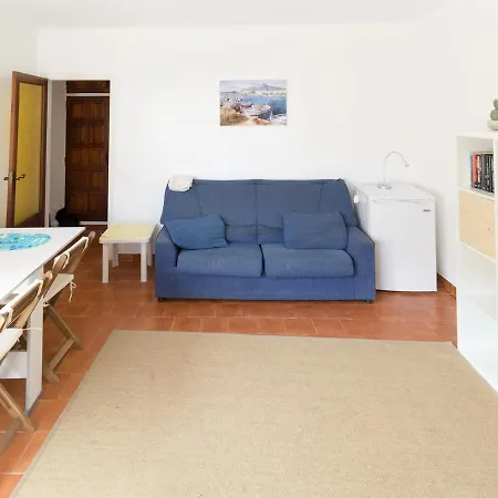 Guadalupe B Sistach Apartment L'Estartit